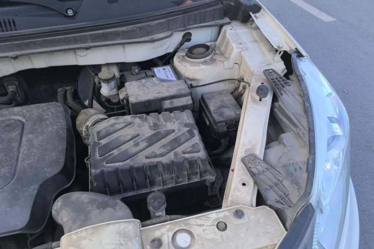 Used BAIC Senova X35 2016 1.5L Automatic Luxury Edition Engine Bay Left