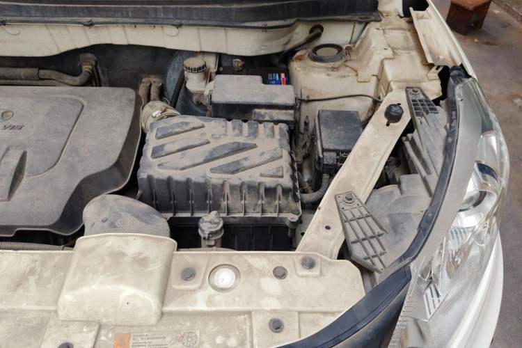 Used BAIC Senova X35 2016 1.5L Automatic Luxury Edition Engine Bay Left