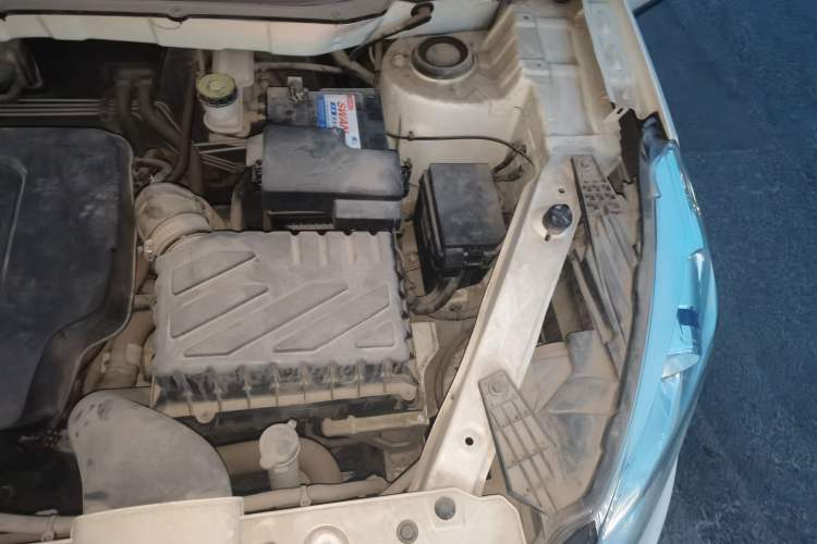 Used BAIC Senova X35 2016 1.5L Manual Luxury Edition Engine Bay Left