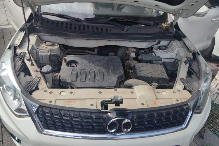 Used BAIC Senova X35 2016 1.5L Automatic Luxury Edition Engine Bay