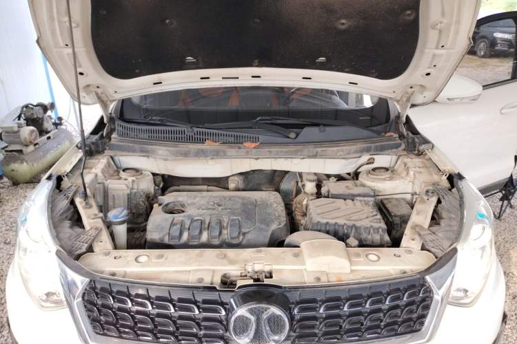 Used BAIC Senova X35 2016 1.5L Automatic Luxury Edition Engine Bay