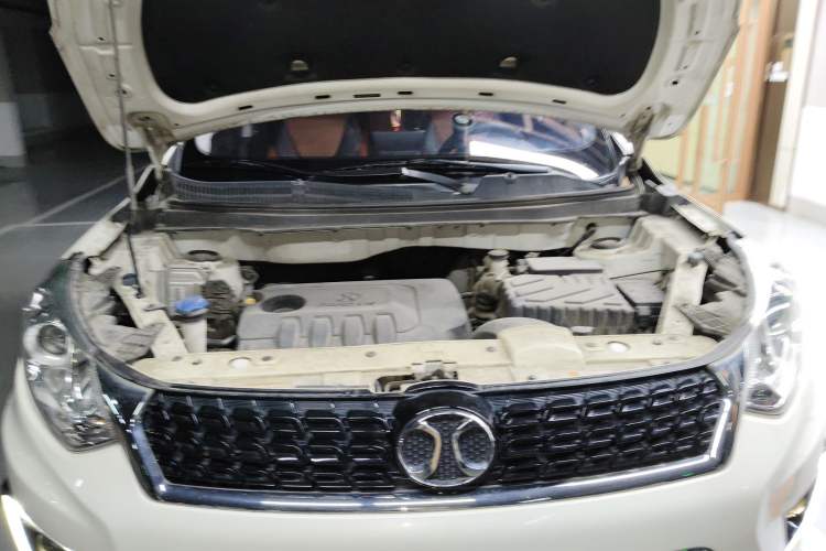 Used BAIC Senova X35 2016 1.5L Automatic Luxury Edition Engine Bay