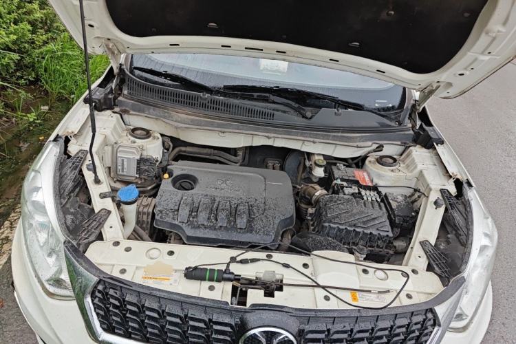 Used BAIC Senova X35 2016 1.5L Manual Luxury Edition Engine Bay