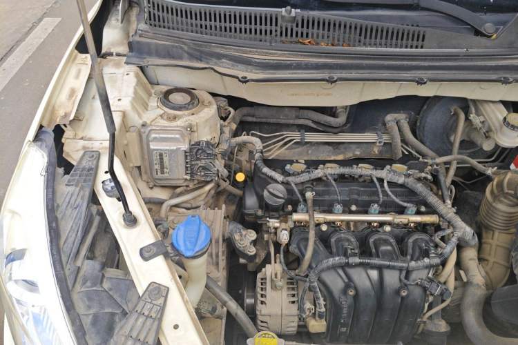 Used BAIC Senova X35 2016 1.5L Automatic Elite Edition Engine Bay Right