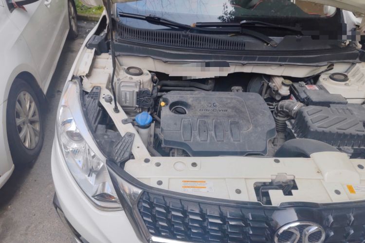 Used BAIC Senova X35 2016 1.5L Manual Luxury Edition Engine Bay Right