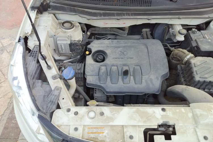 Used BAIC Senova X35 2016 1.5L Manual Luxury Edition Engine Bay Right