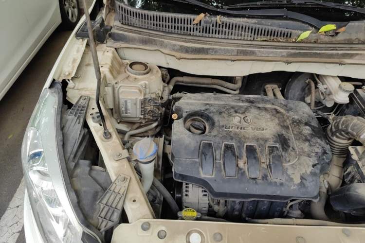 Used BAIC Senova X35 2016 1.5L Manual Luxury Edition Engine Bay Right