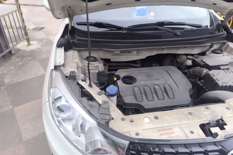 Used BAIC Senova X35 2016 1.5L Automatic Luxury Edition Engine Bay Right