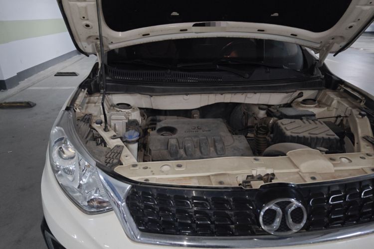Used BAIC Senova X35 2016 1.5L Automatic Elite Edition Engine Bay Right