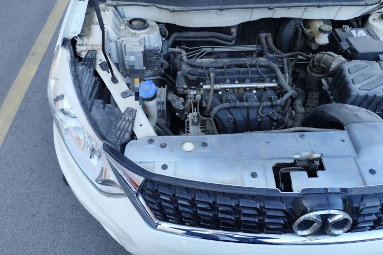 Used BAIC Senova X35 2016 1.5L Automatic Elite Edition Engine Bay Right