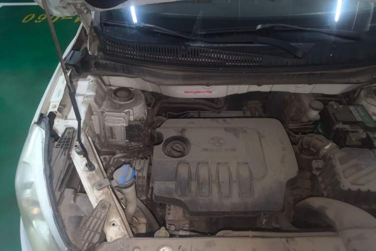 Used BAIC Senova X35 2016 1.5L Manual Luxury Edition Engine Bay Right