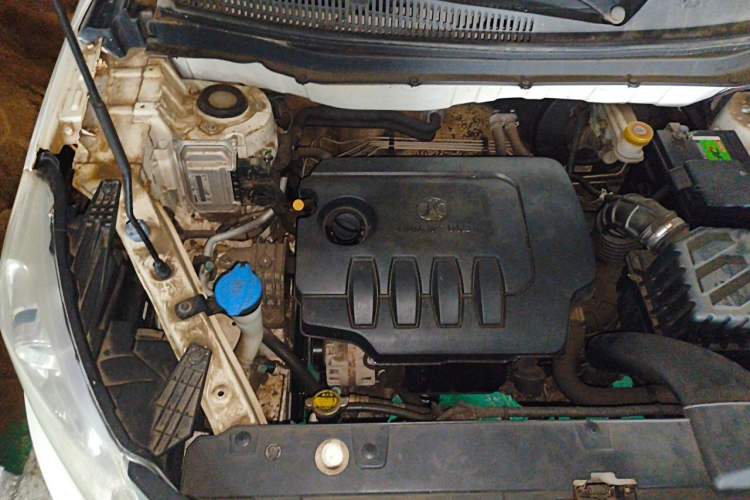 Used BAIC Senova X35 2016 1.5L Automatic Luxury Edition Engine Bay Right