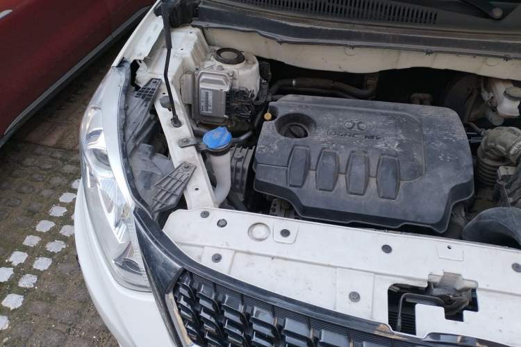 Used BAIC Senova X35 2016 1.5L Automatic Luxury Edition Engine Bay Right
