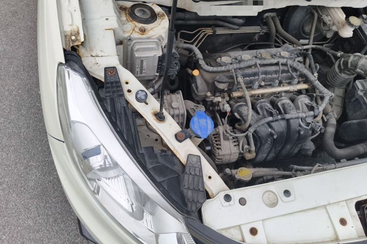 Used BAIC Senova X35 2016 1.5L Automatic Elite Edition Engine Bay Right