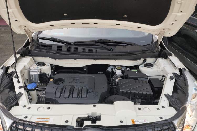 Used BAIC Senova X35 2016 1.5L Automatic Luxury Edition Engine Bay