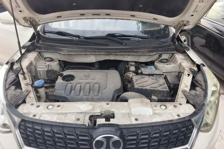 Used BAIC Senova X35 2016 1.5L Automatic Luxury Edition Engine Bay