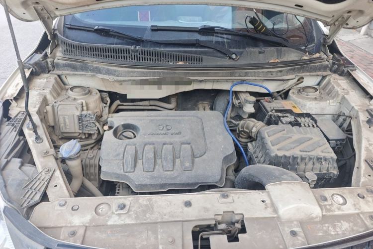 Used BAIC Senova X35 2016 1.5L Manual Luxury Edition Engine Bay