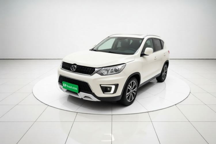 Used BAIC Senova X35 2016 1.5L Automatic Luxury Edition Guazi used car, China used car export, Used car for sale, Used cars, Cheapest cars for sale