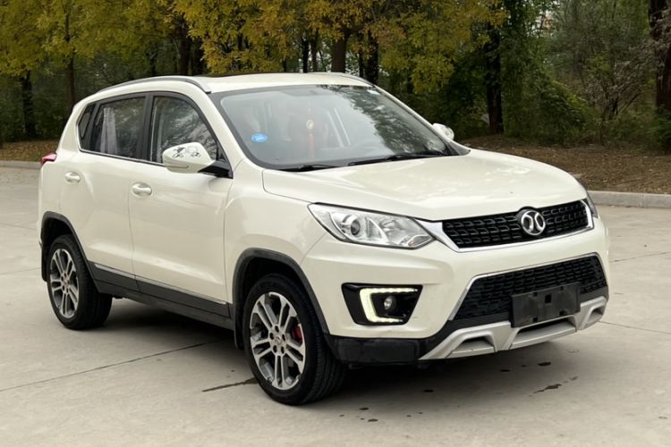 Used BAIC Senova X35 2016 1.5L Manual Luxury Edition Exterior 1