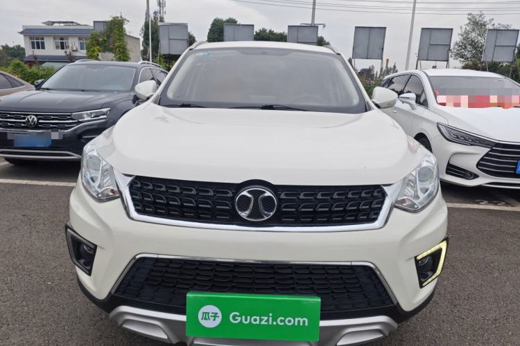 Used BAIC Senova X35 2016 1.5L Automatic Luxury Edition Exterior 1