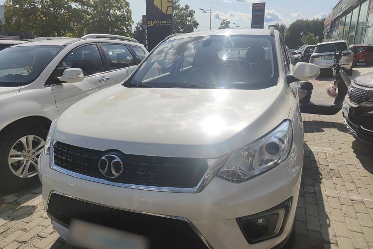 Used BAIC Senova X35 2016 1.5L Automatic Prestige Edition Exterior 1