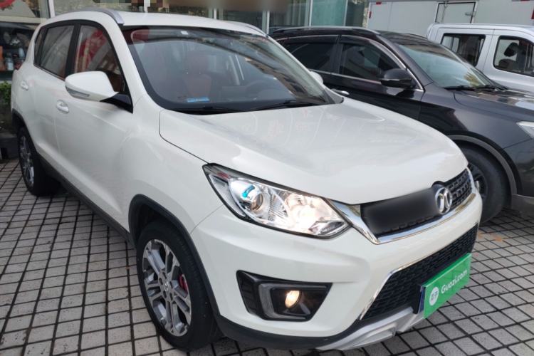 Used BAIC Senova X35 2016 1.5L Automatic Luxury Edition Exterior 1
