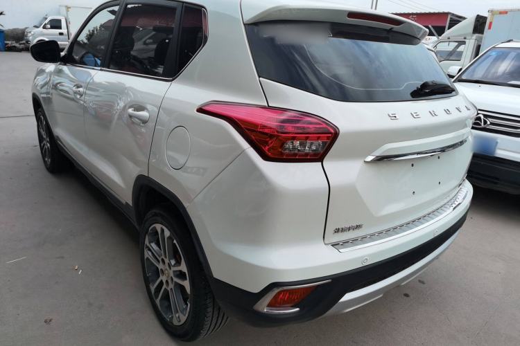 Used BAIC Senova X35 2016 1.5L Manual Luxury Edition Exterior 10