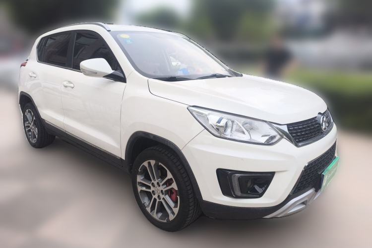 Used BAIC Senova X35 2016 1.5L Automatic Luxury Edition Exterior 2