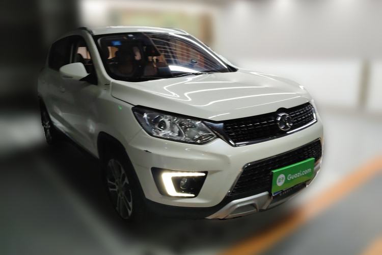 Used BAIC Senova X35 2016 1.5L Automatic Luxury Edition Exterior 2