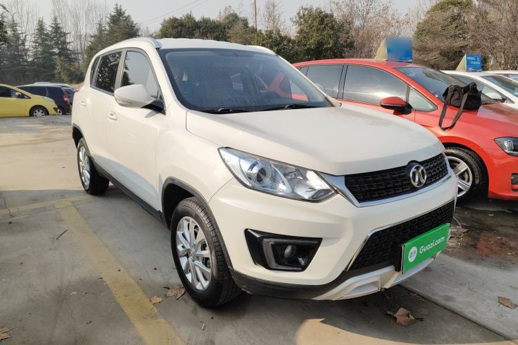 Used BAIC Senova X35 2016 1.5L Manual Elite Edition Exterior 2