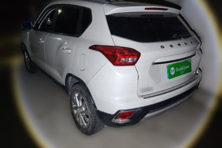 Used BAIC Senova X35 2016 1.5L Automatic Elite Edition Exterior 3