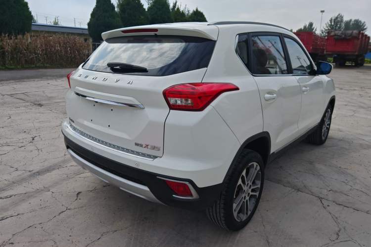 Used BAIC Senova X35 2016 1.5L Manual Luxury Edition Exterior 3
