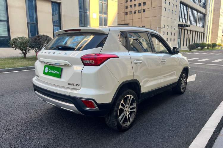 Used BAIC Senova X35 2016 1.5L Automatic Elite Edition Exterior 5