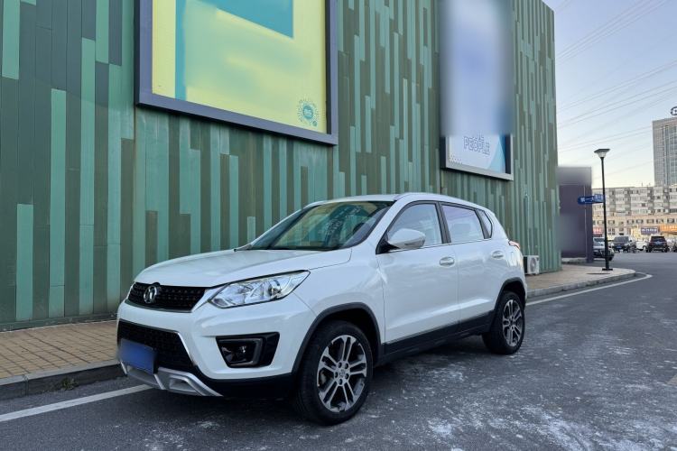 Used BAIC Senova X35 2016 1.5L Automatic Luxury Edition Exterior 5