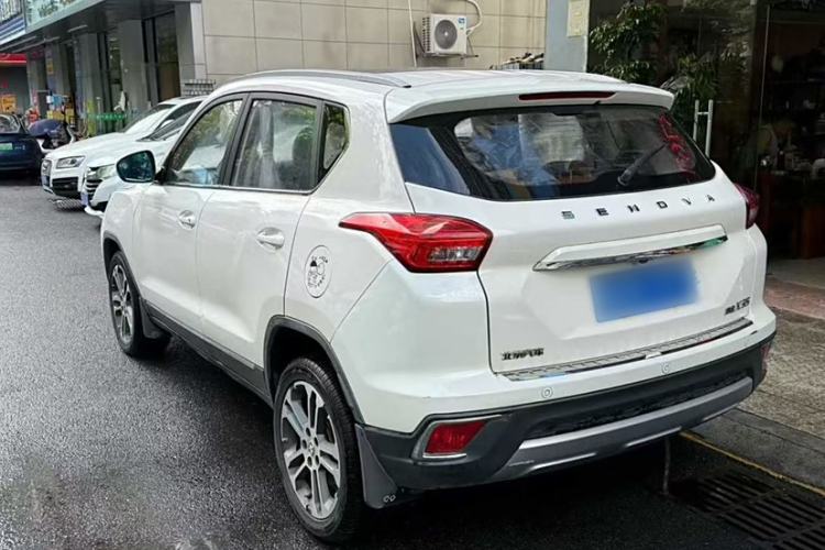 Used BAIC Senova X35 2016 1.5L Manual Luxury Edition Exterior 5