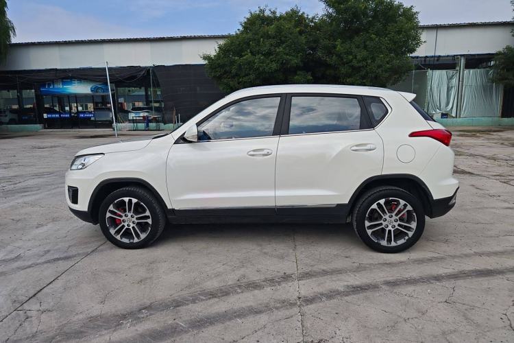 Used BAIC Senova X35 2016 1.5L Manual Luxury Edition Exterior 5