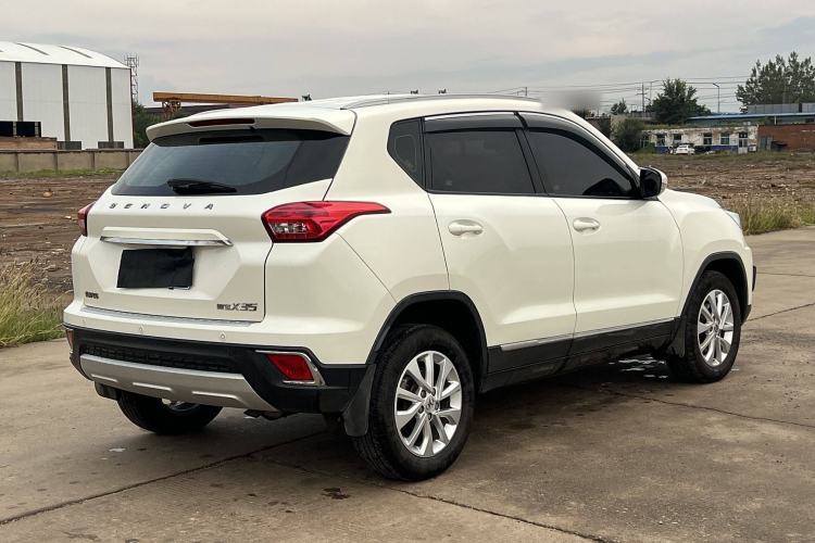 Used BAIC Senova X35 2016 1.5L Manual Elite Edition Exterior 5