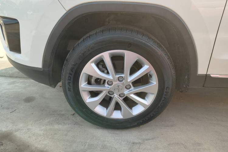 Used BAIC Senova X35 2016 1.5L Manual Elite Edition Exterior 7