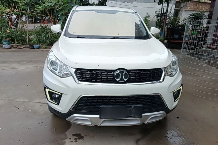 Used BAIC Senova X35 2016 1.5L Manual Luxury Edition Front