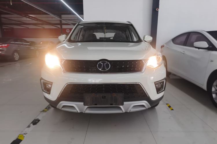 Used BAIC Senova X35 2016 1.5L Manual Elite Edition Front