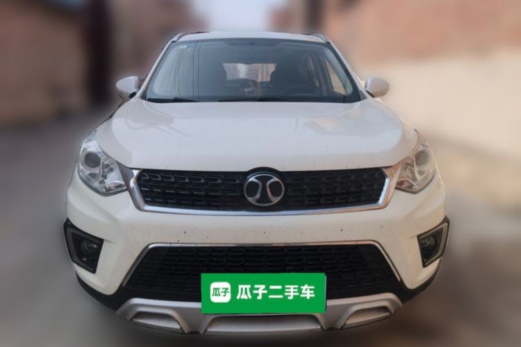 Used BAIC Senova X35 2016 1.5L Manual Luxury Edition Front