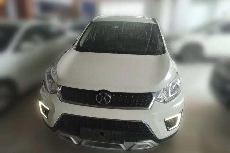 Used BAIC Senova X35 2016 1.5L Manual Luxury Edition Front