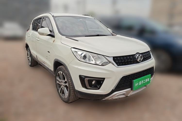 Used BAIC Senova X35 2016 1.5L Manual Luxury Edition Front Right 45 Deg