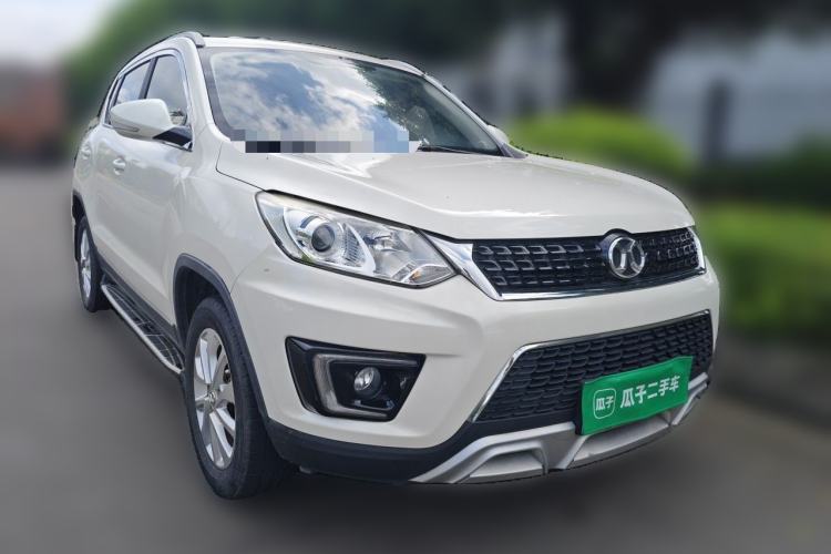 Used BAIC Senova X35 2016 1.5L Automatic Elite Edition Front Right 45 Deg