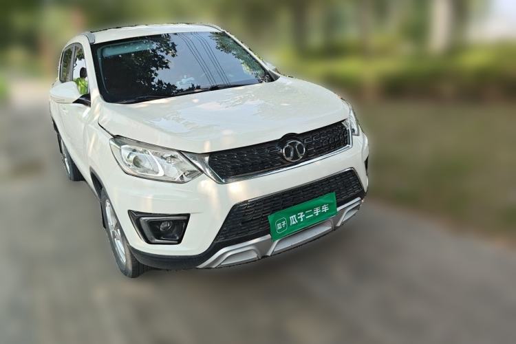 Used BAIC Senova X35 2016 1.5L Automatic Elite Edition Front Right 45 Deg