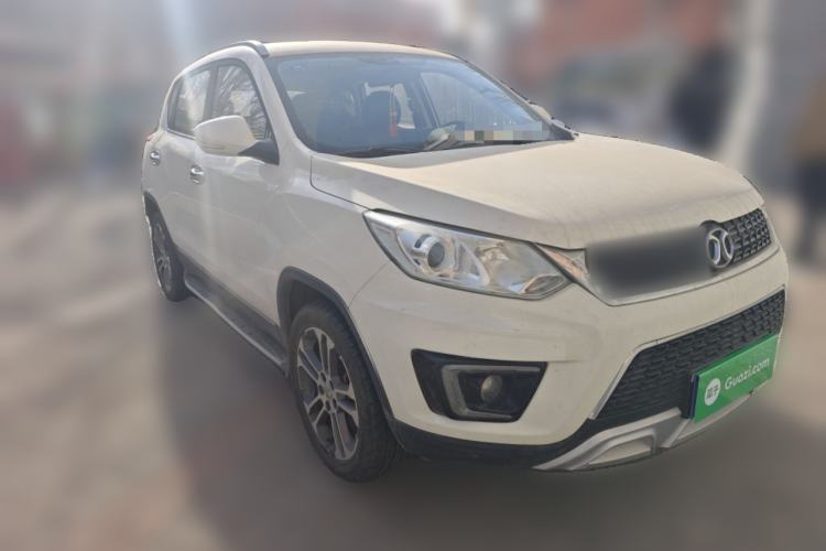Used BAIC Senova X35 2016 1.5L Automatic Luxury Edition Front Right 45 Deg