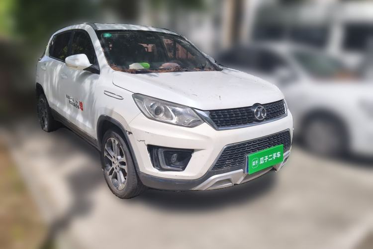 Used BAIC Senova X35 2016 1.5L Automatic Luxury Edition Front Right 45 Deg