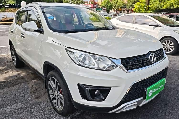 Used BAIC Senova X35 2016 1.5L Automatic Luxury Edition Front Right 45 Deg