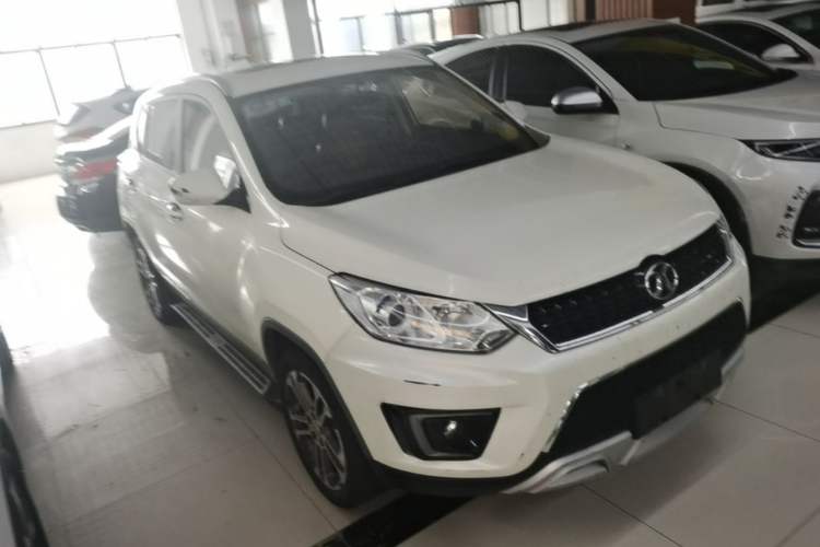 Used BAIC Senova X35 2016 1.5L Automatic Luxury Edition Front Right 45 Deg