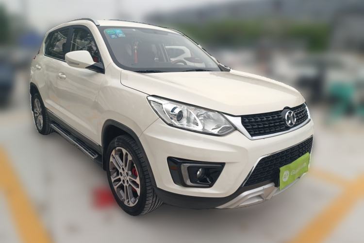 Used BAIC Senova X35 2016 1.5L Manual Luxury Edition Front Right 45 Deg